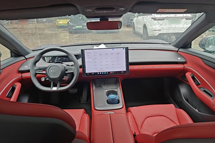 Used Xiaomi Auto SU7 2024 Rear-Drive Ultra-Long Range Advanced Pro-Level Intelligent Driving Version Center Console