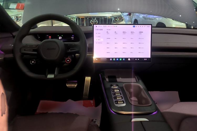 Used Xiaomi Auto SU7 2024 Four-Wheel Drive Ultra-Long Range Advanced Intelligent Driving Max Edition Center Console