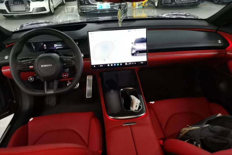 Used Xiaomi Auto SU7 2024 Four-Wheel Drive Ultra-Long Range Advanced Intelligent Driving Max Edition Center Console