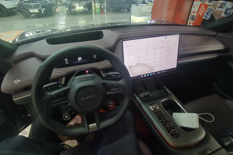 Used Xiaomi Auto SU7 2024 Four-Wheel Drive Ultra-Long Range Advanced Intelligent Driving Max Edition Center Console