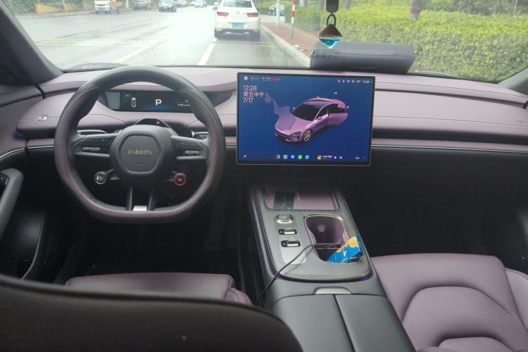 Used Xiaomi Auto SU7 2024 Rear-Drive Ultra-Long Range Advanced Pro-Level Intelligent Driving Version Center Console