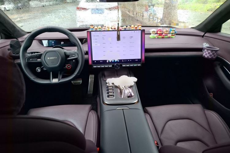 Used Xiaomi Auto SU7 2024 Four-Wheel Drive Ultra-Long Range Advanced Intelligent Driving Max Edition Center Console