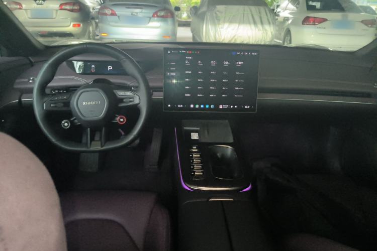 Used Xiaomi Auto SU7 2024 Rear-Drive Ultra-Long Range Advanced Pro-Level Intelligent Driving Version Center Console