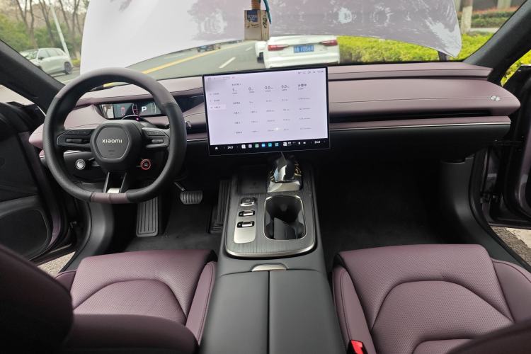 Used Xiaomi Auto SU7 2024 Rear-Drive Long-Range Intelligent Driving Version Center Console