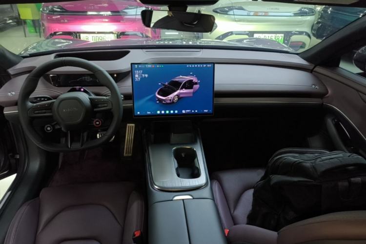 Used Xiaomi Auto SU7 2024 Four-Wheel Drive Ultra-Long Range Advanced Intelligent Driving Max Edition Center Console