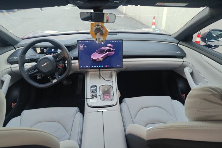 Used Xiaomi Auto SU7 2024 Rear-Drive Long-Range Intelligent Driving Version Center Console
