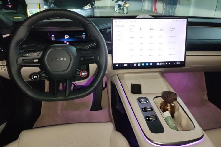 Used Xiaomi Auto SU7 2024 Rear-Drive Ultra-Long Range Advanced Pro-Level Intelligent Driving Version Center Console