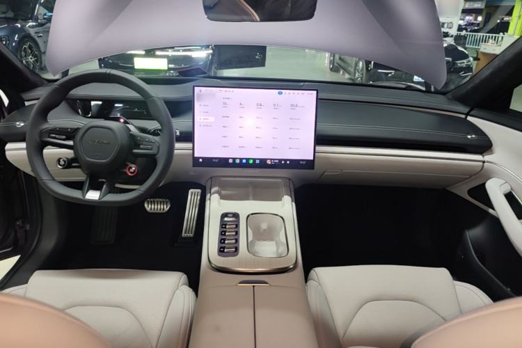 Used Xiaomi Auto SU7 2024 Four-Wheel Drive Ultra-Long Range Advanced Intelligent Driving Max Edition Center Console