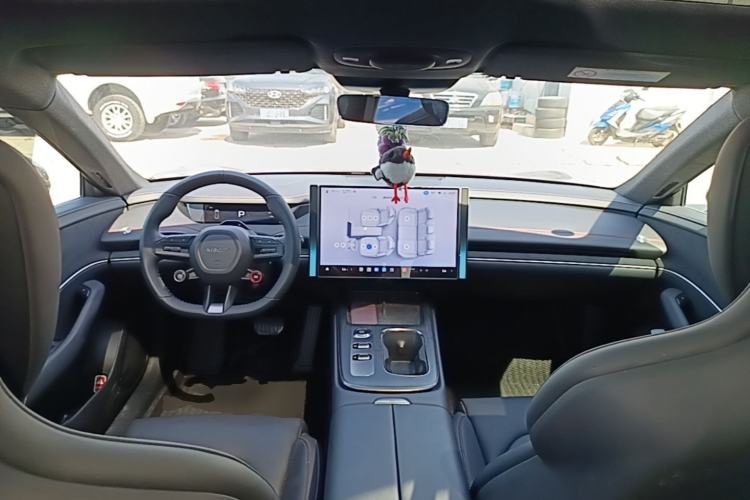 Used Xiaomi Auto SU7 2024 Rear-Drive Long-Range Intelligent Driving Version Center Console