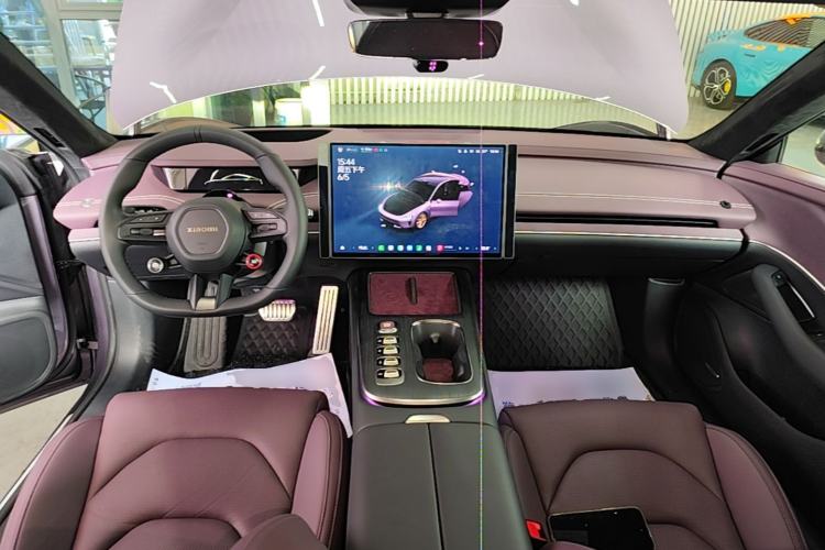 Used Xiaomi Auto SU7 2024 Four-Wheel Drive Ultra-Long Range Advanced Intelligent Driving Max Edition Center Console