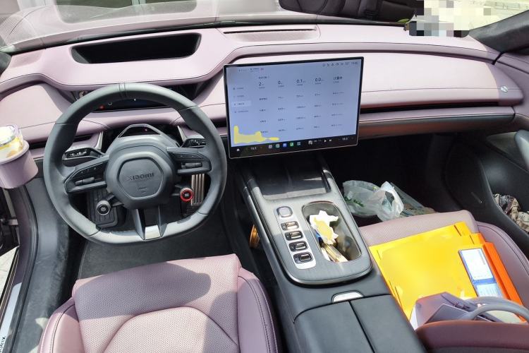 Used Xiaomi Auto SU7 2024 Four-Wheel Drive Ultra-Long Range Advanced Intelligent Driving Max Edition Center Console
