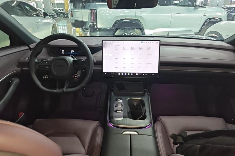 Used Xiaomi Auto SU7 2024 Rear-Drive Long-Range Intelligent Driving Version Center Console