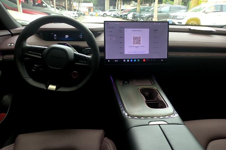 Used Xiaomi Auto SU7 2024 Rear-Drive Ultra-Long Range Advanced Pro-Level Intelligent Driving Version Center Console