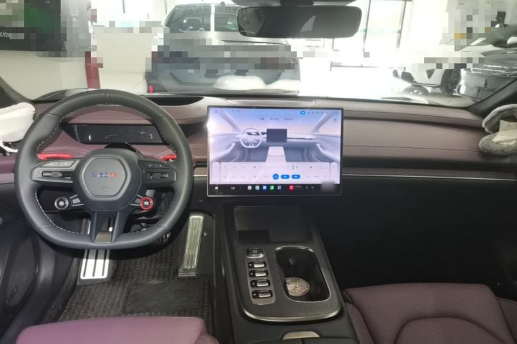 Used Xiaomi Auto SU7 2024 Four-Wheel Drive Ultra-Long Range Advanced Intelligent Driving Max Edition Center Console
