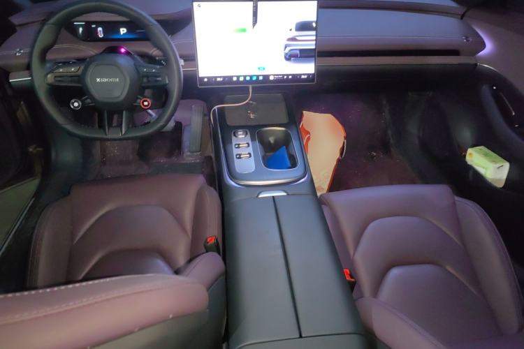 Used Xiaomi Auto SU7 2024 Rear-Drive Long-Range Intelligent Driving Version Center Console