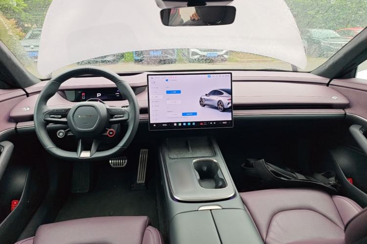 Used Xiaomi Auto SU7 2024 Four-Wheel Drive Ultra-Long Range Advanced Intelligent Driving Max Edition Center Console
