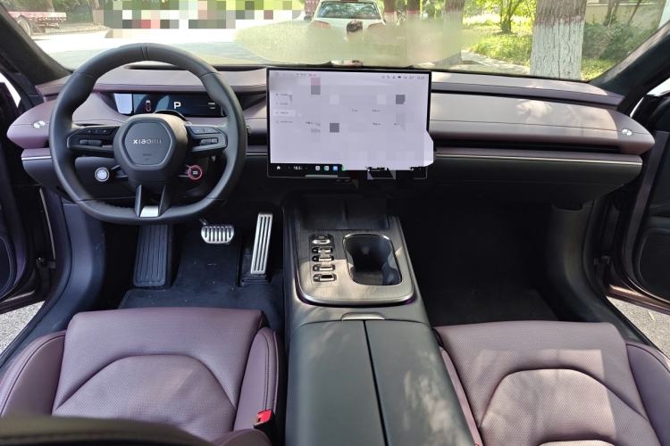 Used Xiaomi Auto SU7 2024 Four-Wheel Drive Ultra-Long Range Advanced Intelligent Driving Max Edition Center Console