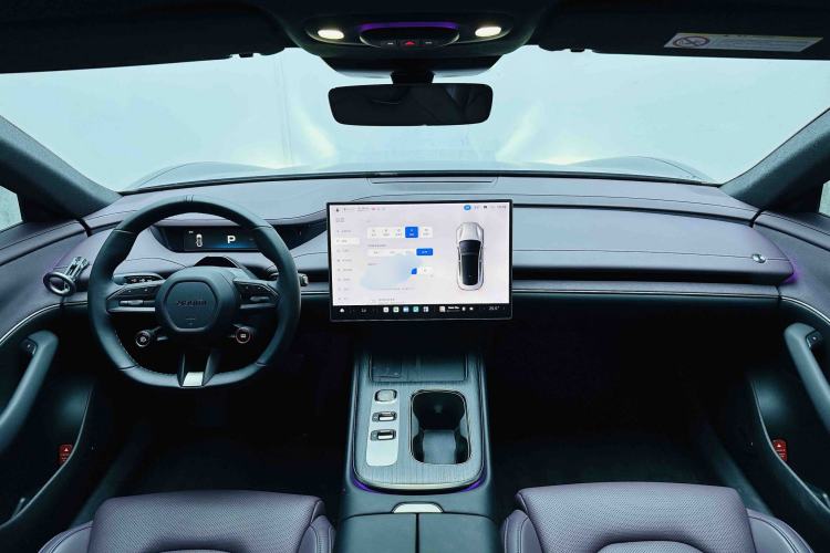 Used Xiaomi Auto SU7 2024 Rear-Drive Long-Range Intelligent Driving Version Center Console