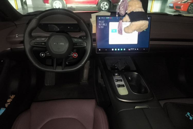 Used Xiaomi Auto SU7 2024 Rear-Drive Long-Range Intelligent Driving Version Center Console