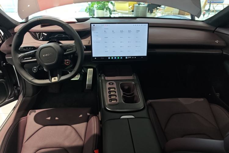 Used Xiaomi Auto SU7 2024 Four-Wheel Drive Ultra-Long Range Advanced Intelligent Driving Max Edition Center Console