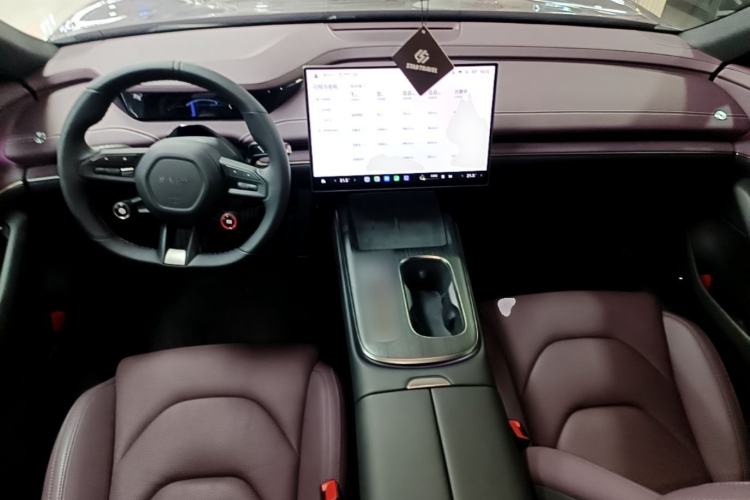 Used Xiaomi Auto SU7 2024 Rear-Drive Ultra-Long Range Advanced Pro-Level Intelligent Driving Version Center Console