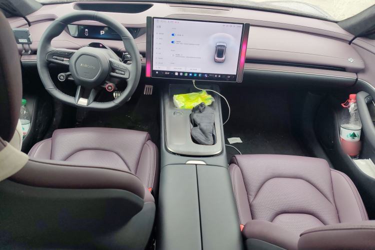 Used Xiaomi Auto SU7 2024 Four-Wheel Drive Ultra-Long Range Advanced Intelligent Driving Max Edition Center Console