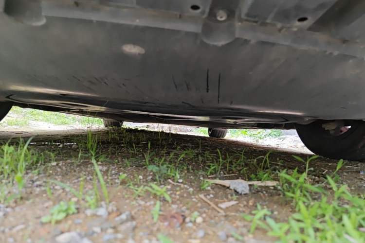 Used Xiaomi Auto SU7 2024 Rear-Drive Standard Founder Edition Chassis Front