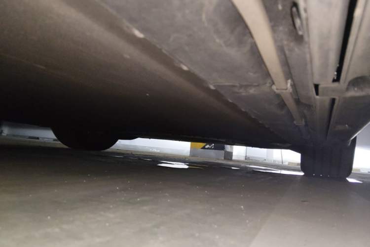 Used Xiaomi Auto SU7 2024 Four-Wheel Drive Ultra-Long Range Advanced Intelligent Driving Max Edition Chassis Front