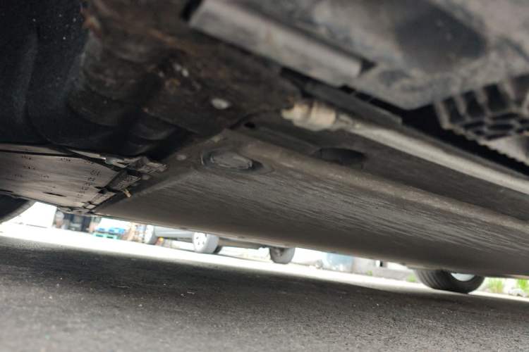 Used Xiaomi Auto SU7 2024 Four-Wheel Drive Ultra-Long Range Advanced Intelligent Driving Max Edition Chassis Front Left