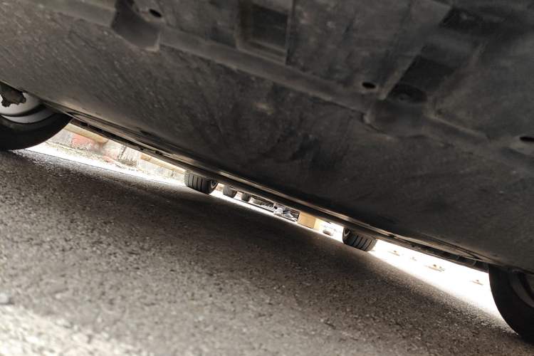 Used Xiaomi Auto SU7 2024 Four-Wheel Drive Ultra-Long Range Advanced Intelligent Driving Max Edition Chassis Front