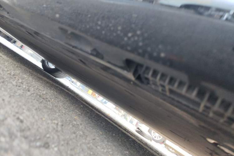 Used Xiaomi Auto SU7 2024 Four-Wheel Drive Ultra-Long Range Advanced Intelligent Driving Max Edition Chassis Front Right