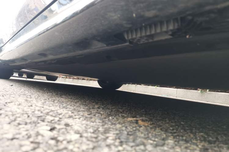 Used Xiaomi Auto SU7 2024 Rear-Drive Long-Range Intelligent Driving Version Chassis Front Right