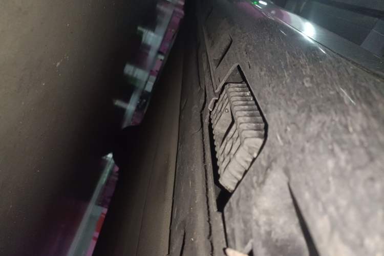 Used Xiaomi Auto SU7 2024 Rear-Drive Long-Range Intelligent Driving Version Chassis Front Right