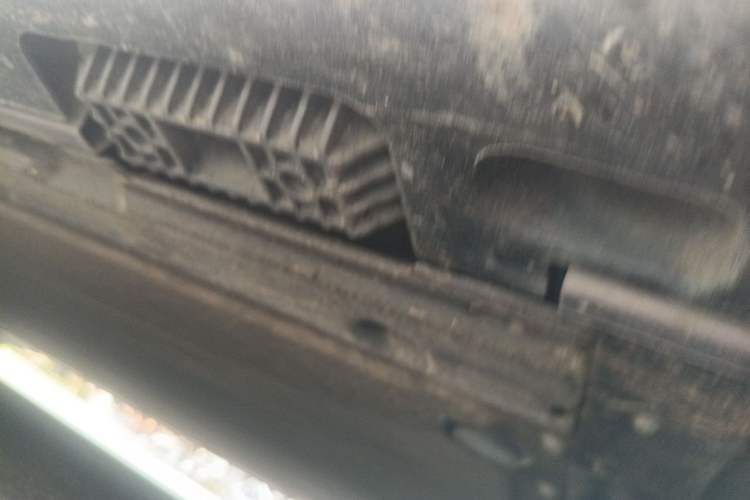 Used Xiaomi Auto SU7 2024 Rear-Drive Long-Range Intelligent Driving Version Chassis Front Right