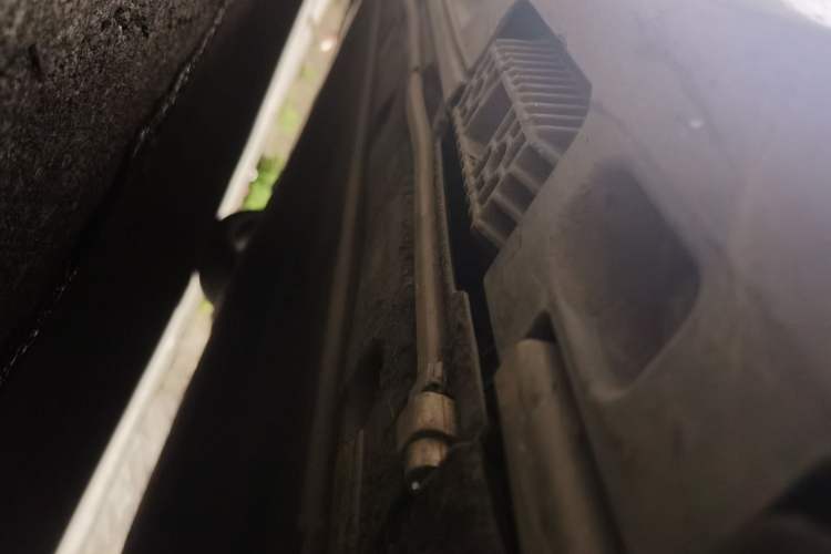 Used Xiaomi Auto SU7 2024 Four-Wheel-Drive Max Founder's Edition Chassis Front Right