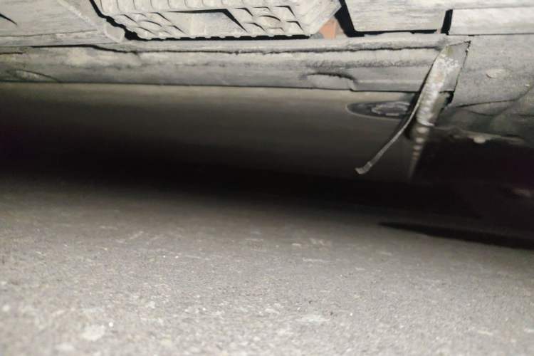 Used Xiaomi Auto SU7 2024 Four-Wheel Drive Ultra-Long Range Advanced Intelligent Driving Max Edition Chassis Front Right