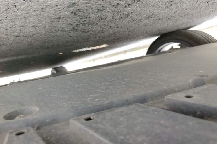 Used Xiaomi Auto SU7 2024 Rear-Drive Long-Range Intelligent Driving Version Chassis Front Right