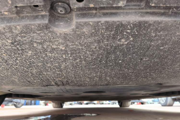 Used Xiaomi Auto SU7 2024 Rear-Drive Long-Range Intelligent Driving Version Chassis Front