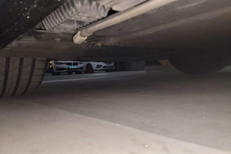 Used Xiaomi Auto SU7 2024 Four-Wheel Drive Ultra-Long Range Advanced Intelligent Driving Max Edition Chassis Rear