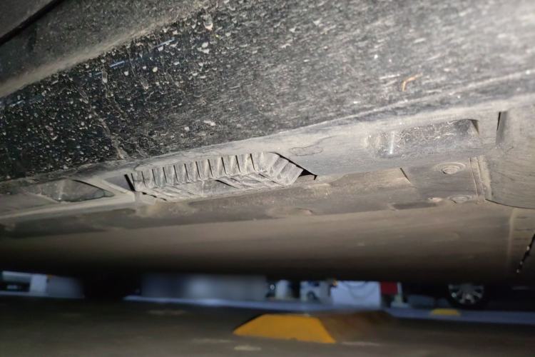 Used Xiaomi Auto SU7 2024 Rear-Drive Long-Range Intelligent Driving Version Chassis Rear Left