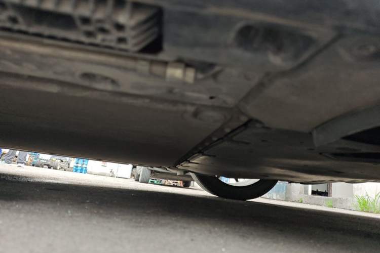 Used Xiaomi Auto SU7 2024 Four-Wheel Drive Ultra-Long Range Advanced Intelligent Driving Max Edition Chassis Rear Left