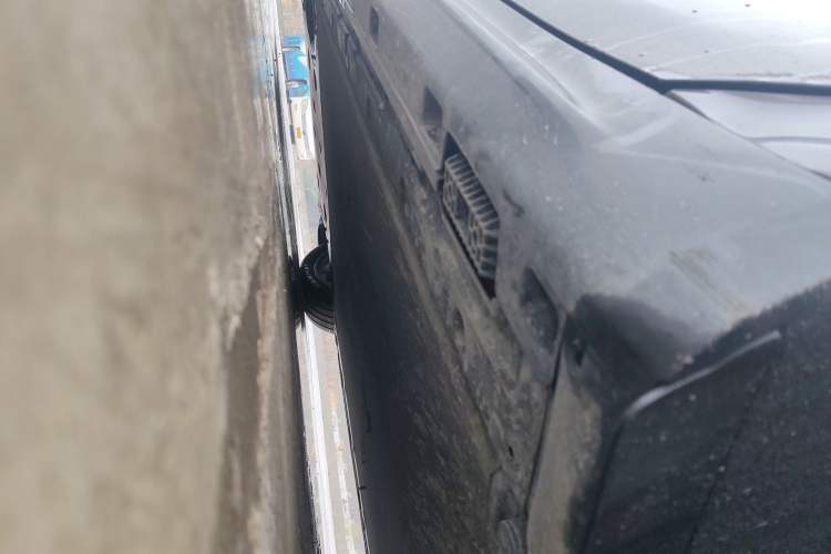 Used Xiaomi Auto SU7 2024 Four-Wheel Drive Ultra-Long Range Advanced Intelligent Driving Max Edition Chassis Rear Left