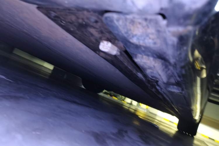 Used Xiaomi Auto SU7 2024 Rear-Drive Standard Founder Edition Chassis Rear Right