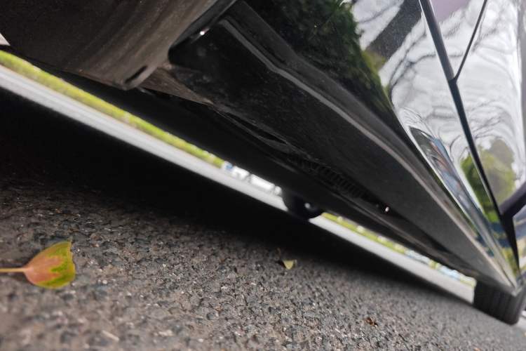 Used Xiaomi Auto SU7 2024 Rear-Drive Long-Range Intelligent Driving Version Chassis Rear Right