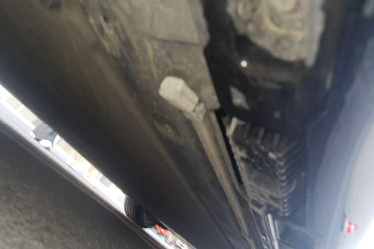 Used Xiaomi Auto SU7 2024 Rear-Drive Long-Range Intelligent Driving Version Chassis Rear Right
