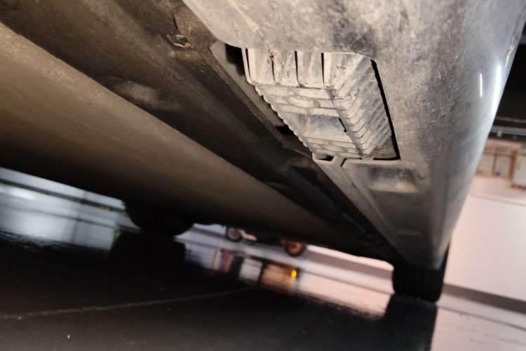 Used Xiaomi Auto SU7 2024 Rear-Drive Ultra-Long Range Advanced Pro-Level Intelligent Driving Version Chassis Rear Right