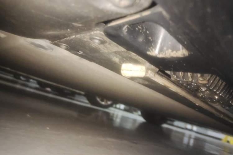 Used Xiaomi Auto SU7 2024 Rear-Drive Ultra-Long Range Advanced Pro-Level Intelligent Driving Version Chassis Rear Right