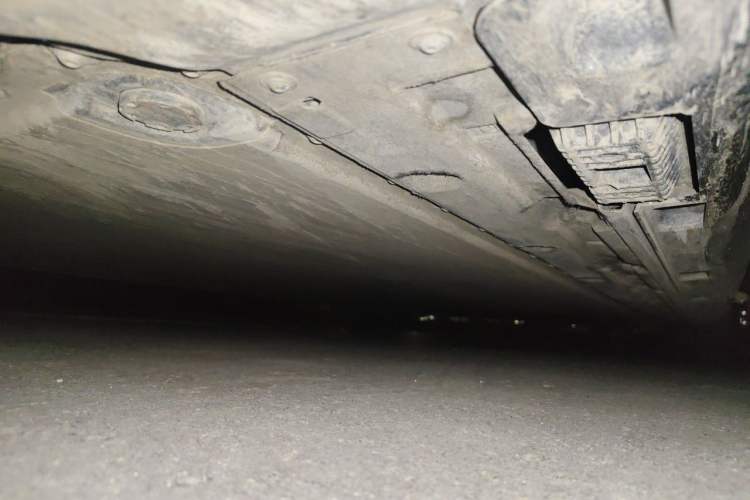 Used Xiaomi Auto SU7 2024 Four-Wheel Drive Ultra-Long Range Advanced Intelligent Driving Max Edition Chassis Rear Right