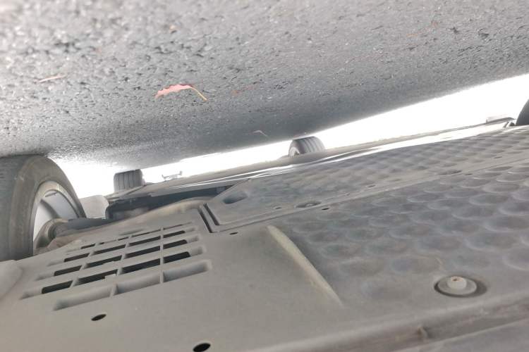 Used Xiaomi Auto SU7 2024 Rear-Drive Long-Range Intelligent Driving Version Chassis Rear Right