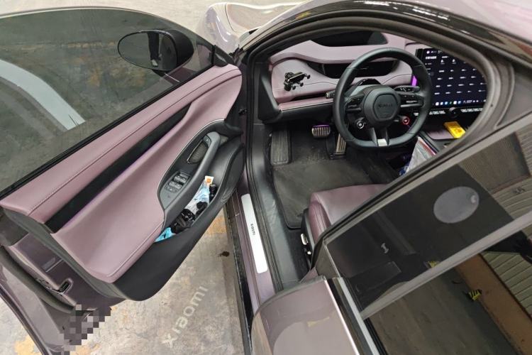 Used Xiaomi Auto SU7 2024 Four-Wheel Drive Ultra-Long Range Advanced Intelligent Driving Max Edition Driver Seat